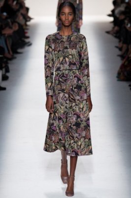Valentino 2014秋冬巴黎國際時(shí)裝周