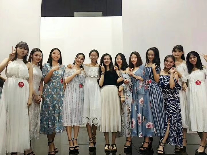 模特代表了流行風向是每一個人偶像和理想！